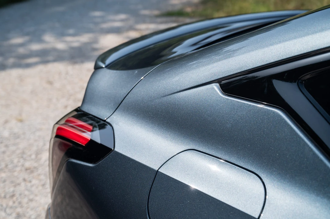 2022 Cadillac CT5-V Blackwing - Image 25 of 31