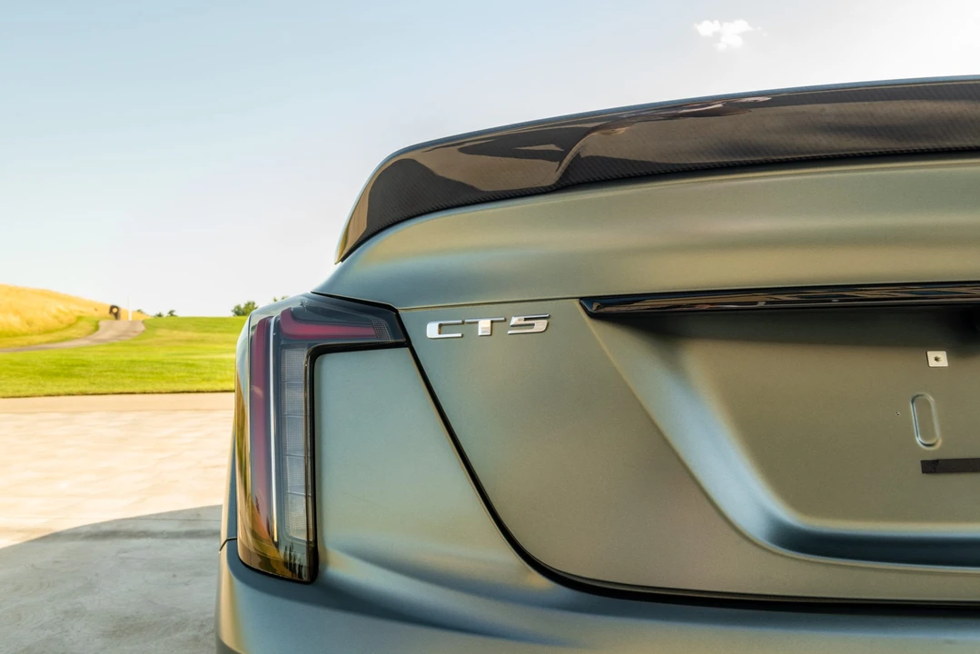 2022 Cadillac CT5-V Blackwing - Image 16 of 31