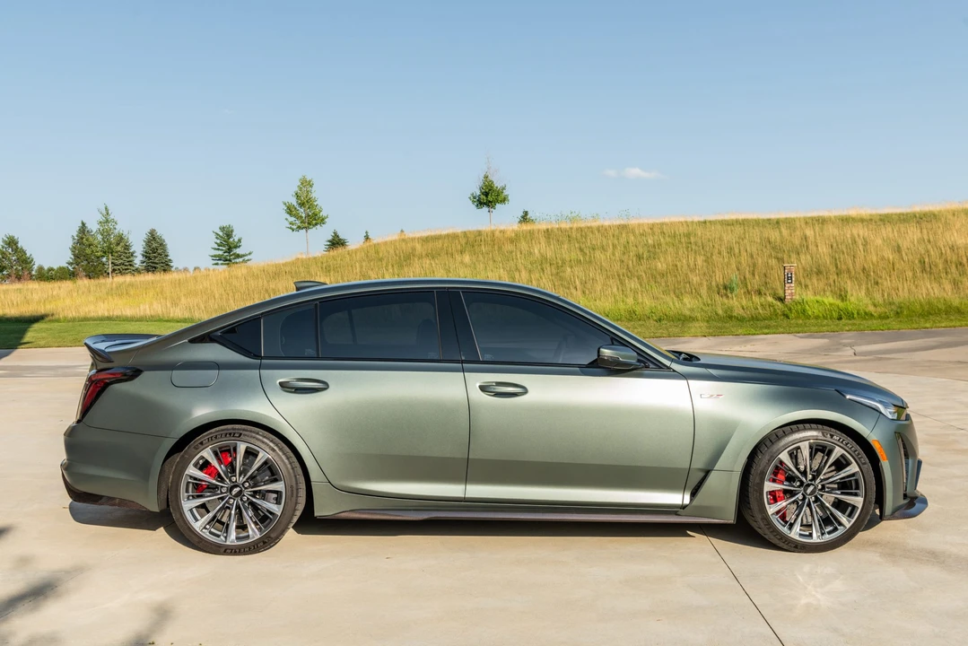 2022 Cadillac CT5-V Blackwing - Image 4 of 31