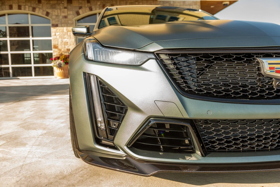 2022 Cadillac CT5-V Blackwing - Image 11 of 31