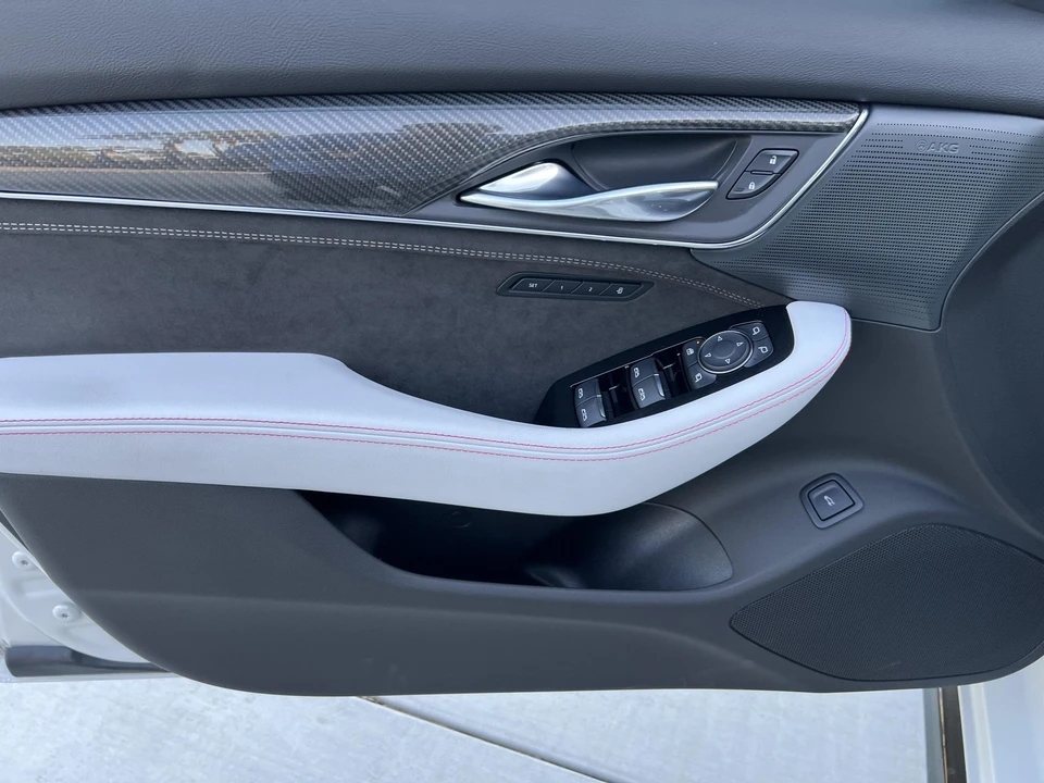 2022 Cadillac CT5-V Blackwing - Image 23 of 31