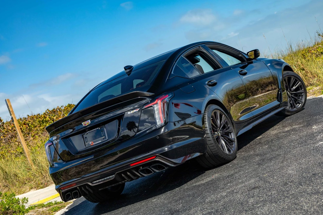2022 Cadillac CT5-V Blackwing - Image 16 of 31
