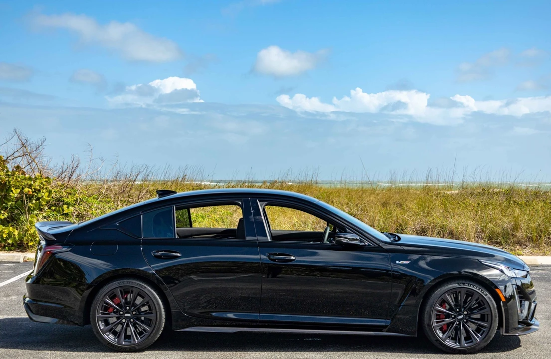 2022 Cadillac CT5-V Blackwing - Image 19 of 31