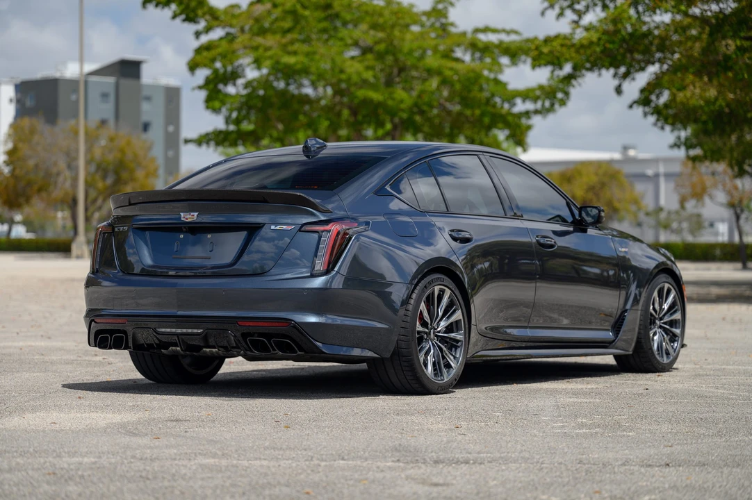 2022 Cadillac CT5-V Blackwing - Image 28 of 31