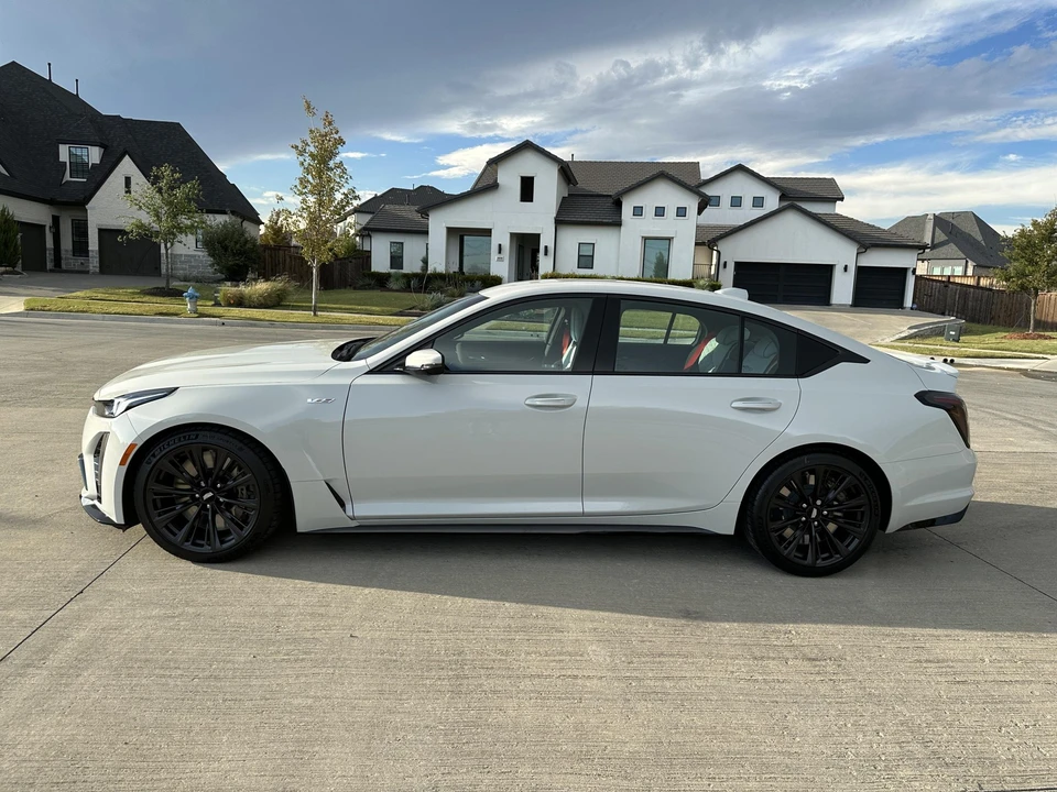 2022 Cadillac CT5-V Blackwing - Image 14 of 31