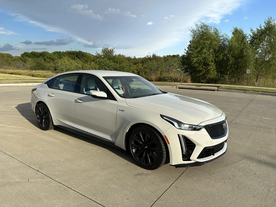 2022 Cadillac CT5-V Blackwing - Image 3 of 31