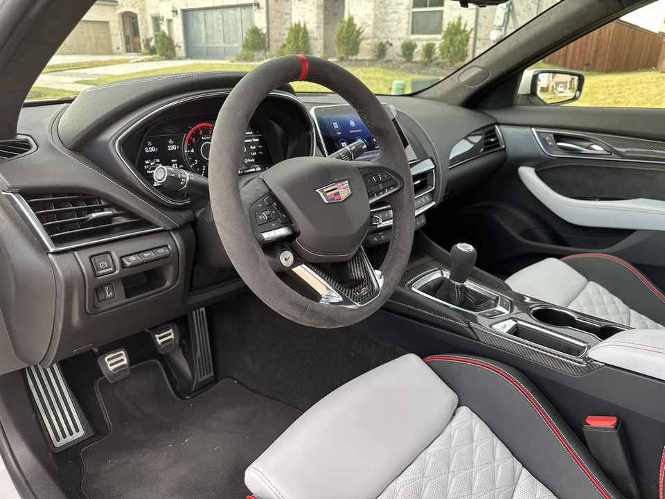 2022 Cadillac CT5-V Blackwing - Image 27 of 31