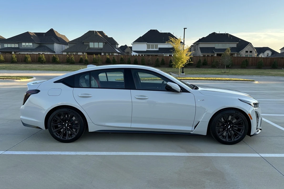 2022 Cadillac CT5-V Blackwing - Image 6 of 31