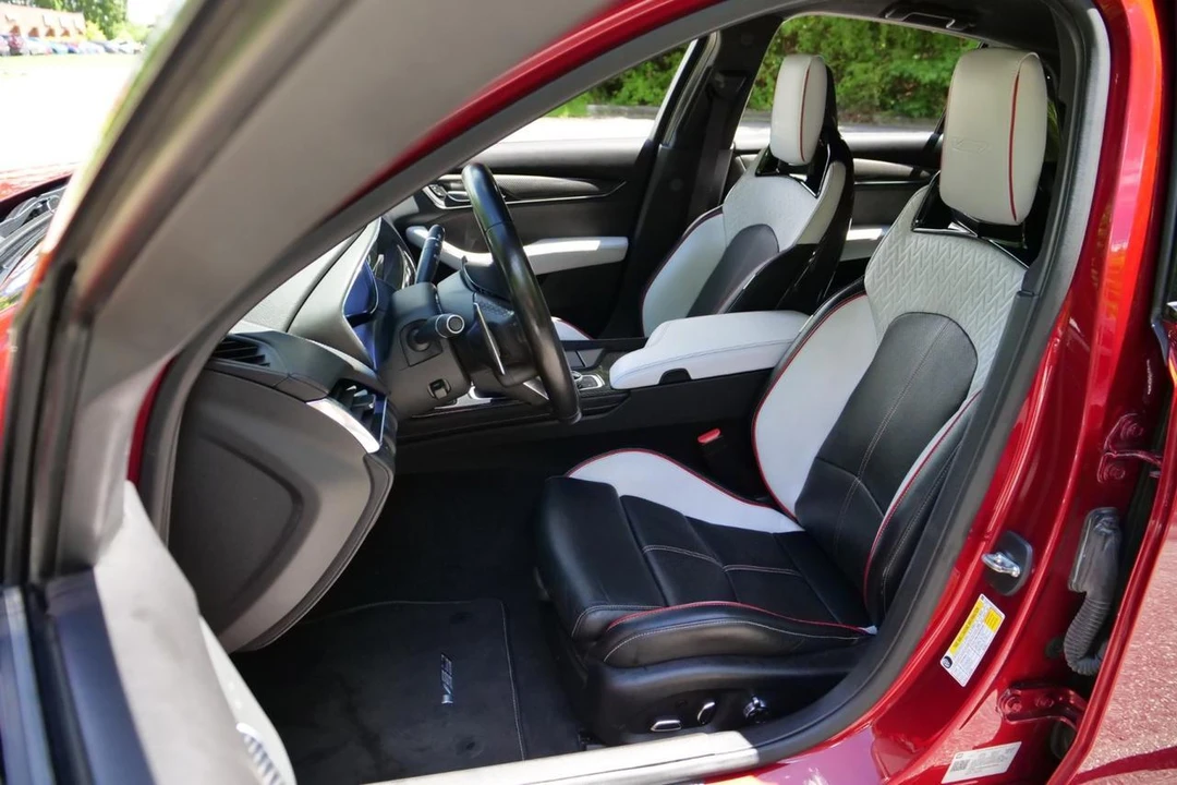 2022 Cadillac CT5-V Blackwing - Image 4 of 31
