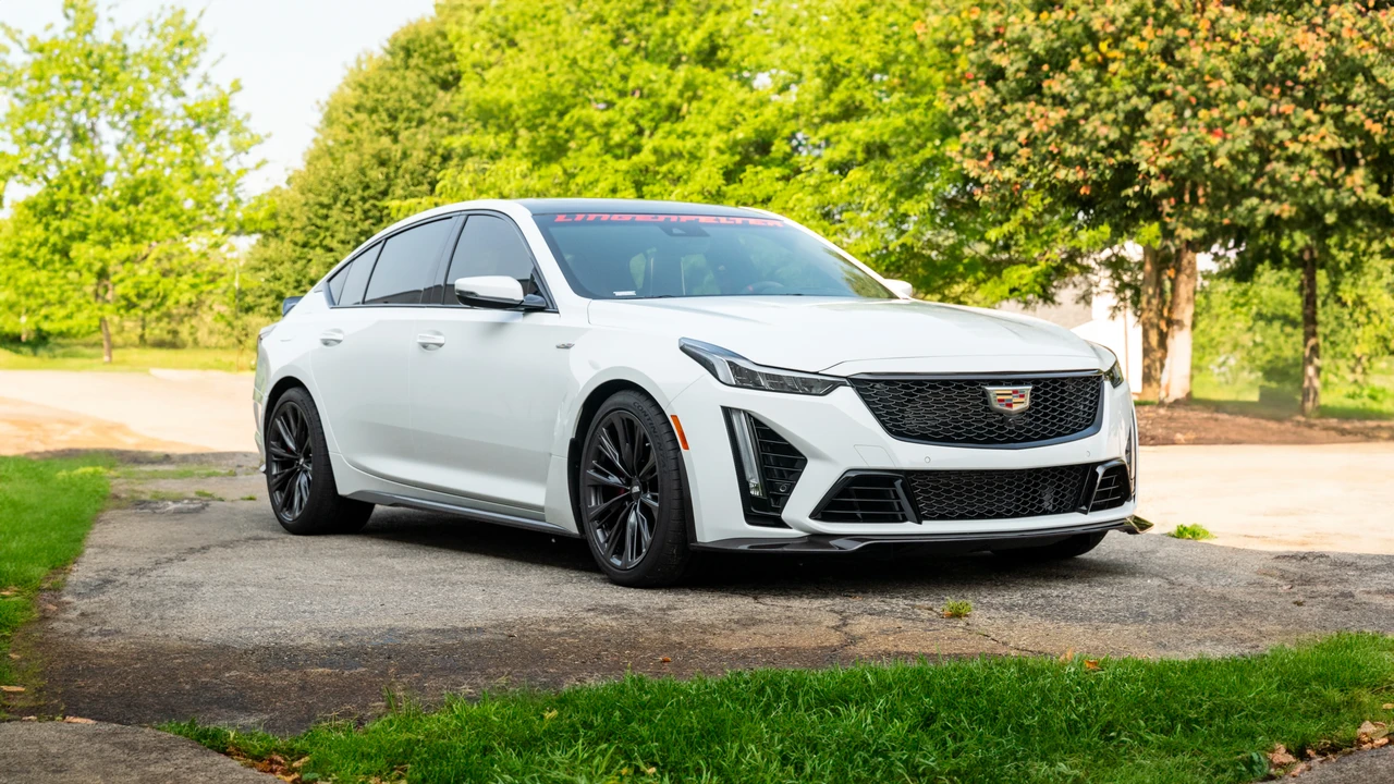 2022 Cadillac CT5-V Blackwing - Image 4 of 31