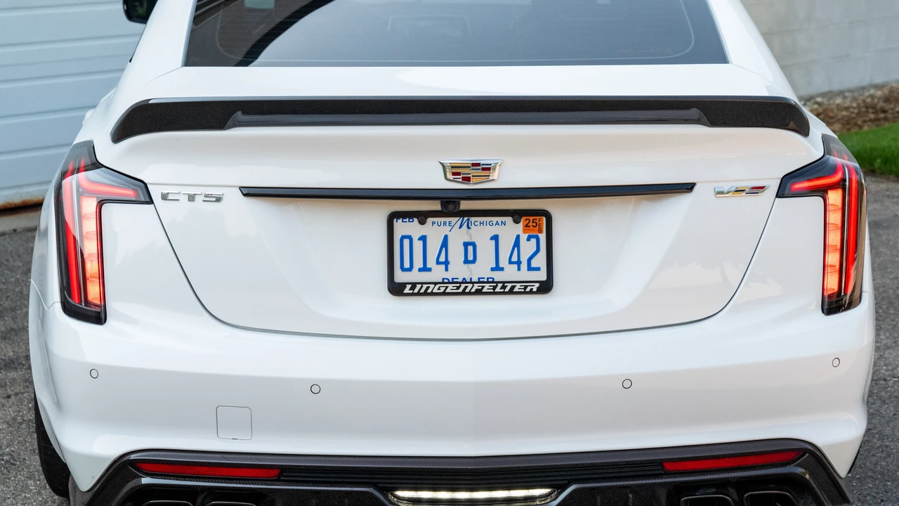 2022 Cadillac CT5-V Blackwing - Image 11 of 31