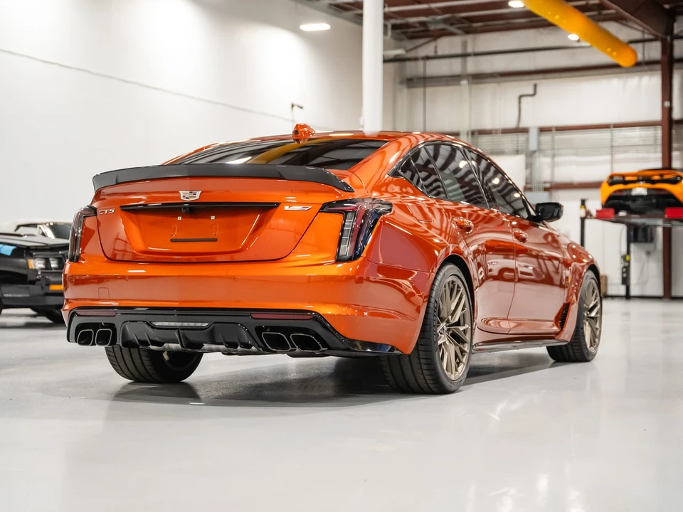 2022 Cadillac CT5-V Blackwing - Image 10 of 31