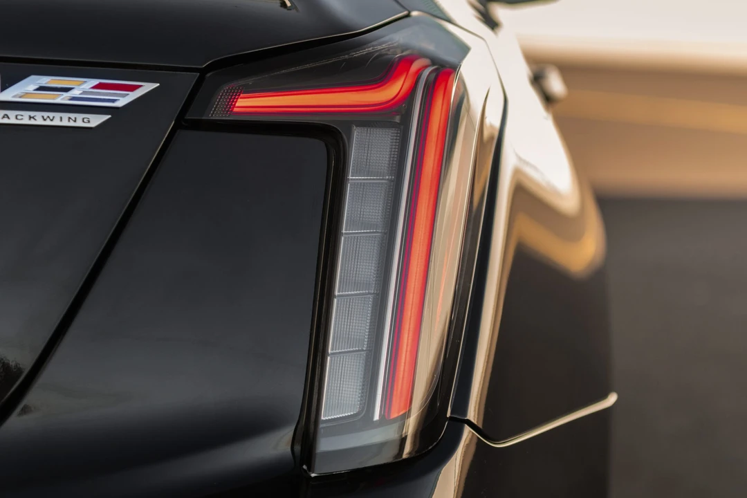 2022 Cadillac CT5-V Blackwing - Image 30 of 31