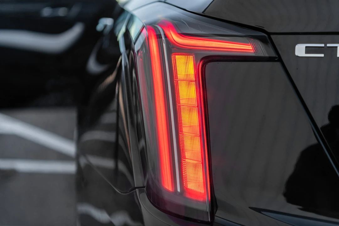 2022 Cadillac CT5-V Blackwing - Image 31 of 31