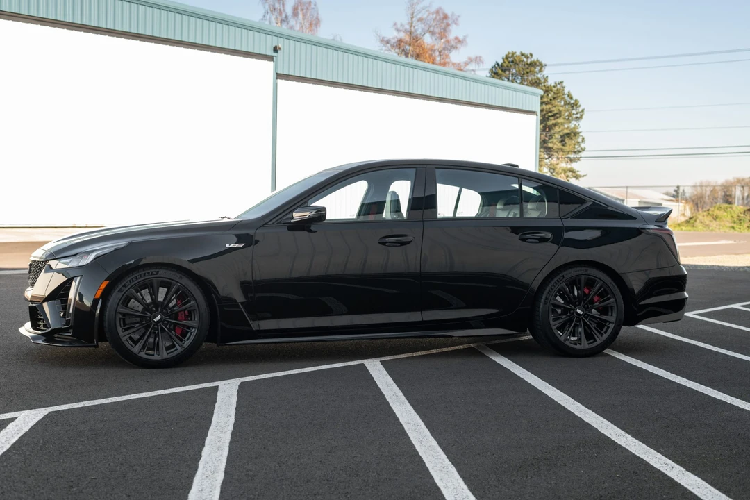 2022 Cadillac CT5-V Blackwing - Image 8 of 31