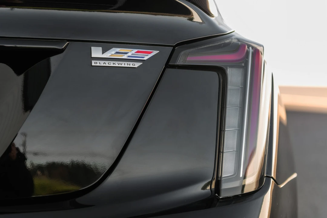 2022 Cadillac CT5-V Blackwing - Image 28 of 31