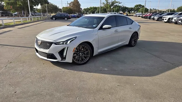 2022 Cadillac CT5 V Blackwing
