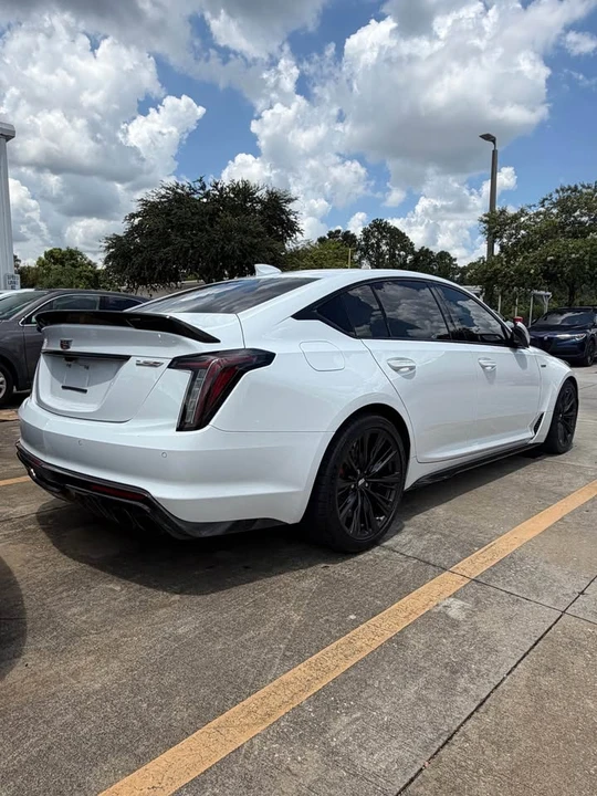 2022 Cadillac CT5-V Blackwing - Image 4 of 14