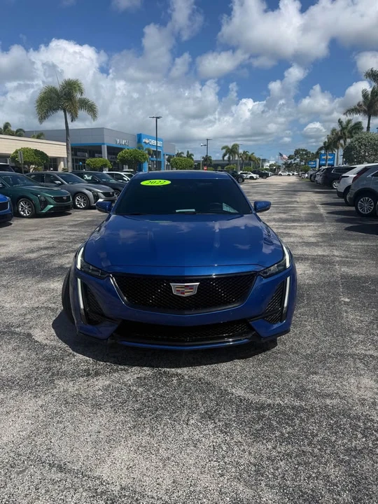 2022 Cadillac CT5-V - Image 2 of 7
