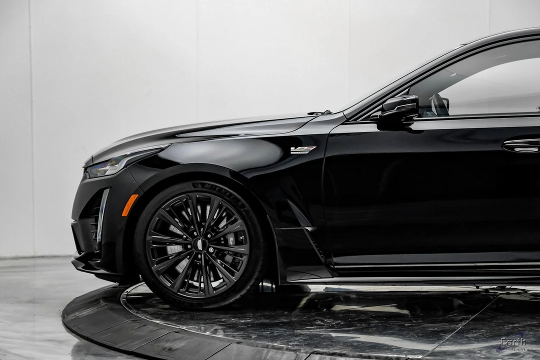 2022 Cadillac CT5-V - Image 6 of 12