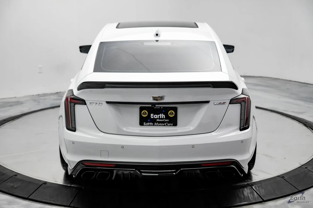 2022 Cadillac CT5-V Blackwing - Image 11 of 12
