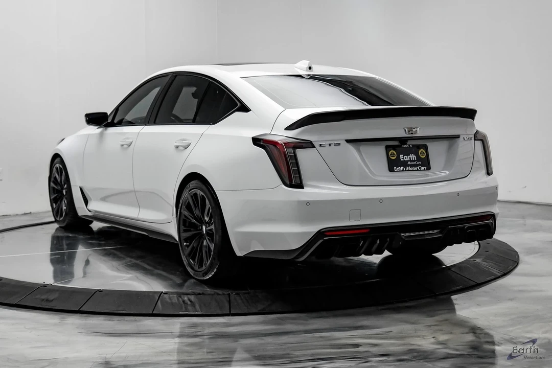 2022 Cadillac CT5-V Blackwing - Image 8 of 12