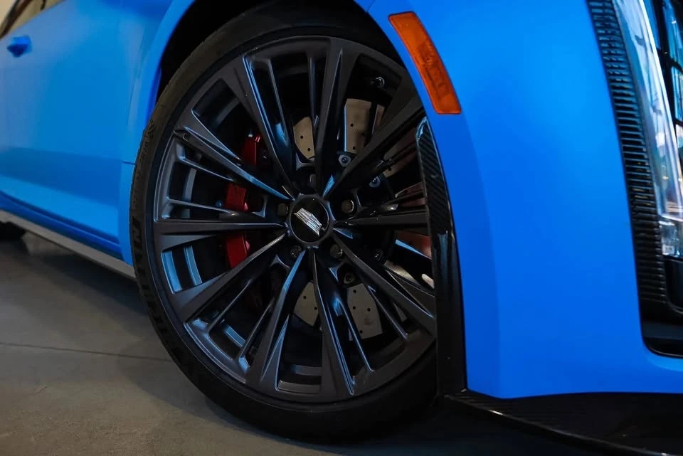 2022 Cadillac CT5-V Blackwing - Image 9 of 15