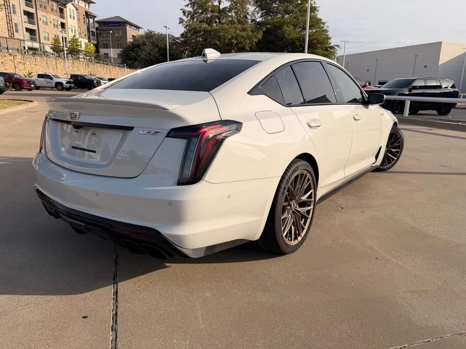 2022 Cadillac CT5-V Blackwing - Image 2 of 10