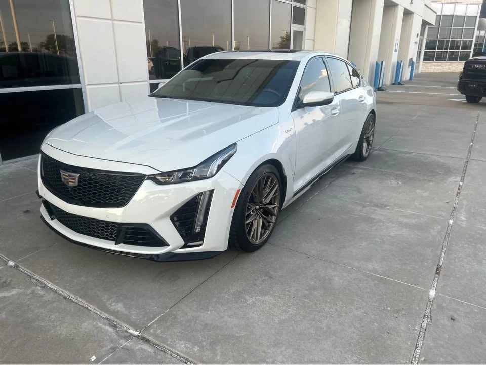 2022 Cadillac CT5-V Blackwing - Image 2 of 9