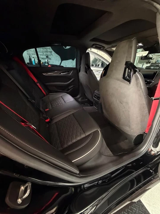 2022 Cadillac CT5-V Blackwing - Image 8 of 12