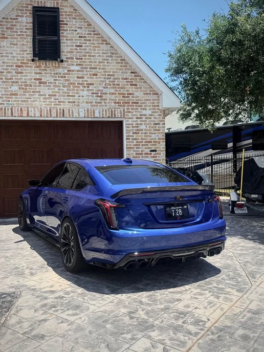 2022 Cadillac CT5-V Blackwing - Image 2 of 9