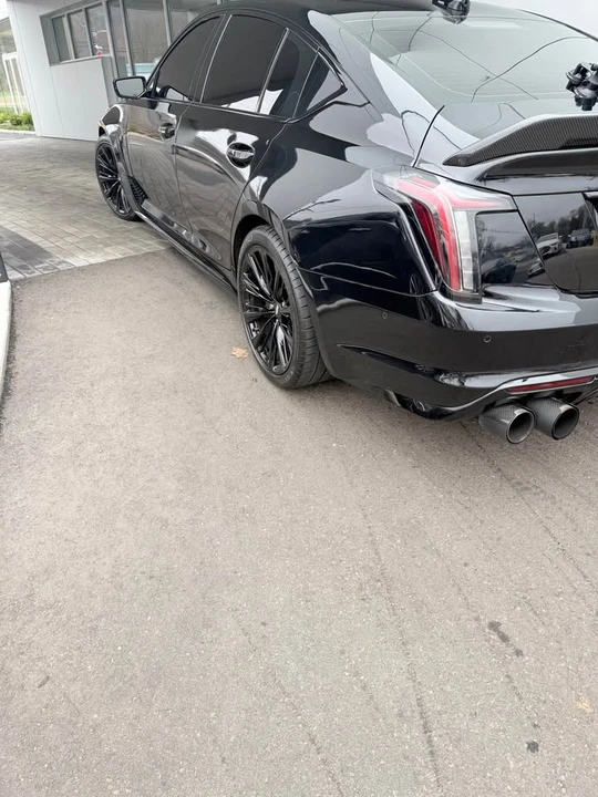 2022 Cadillac CT5-V Blackwing - Image 9 of 14