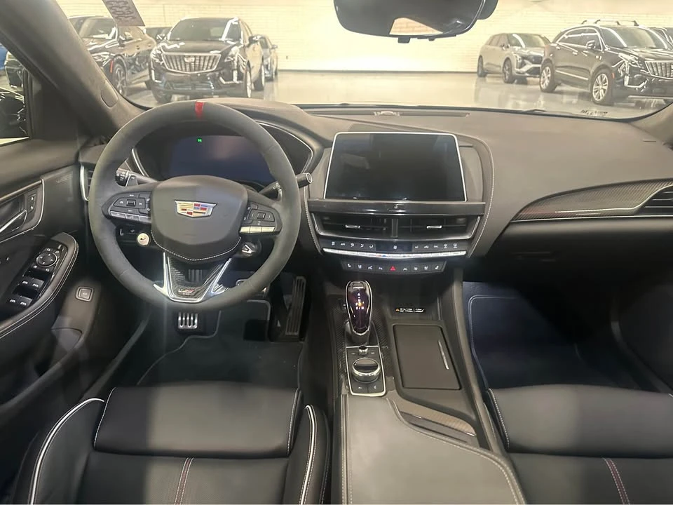 2022 Cadillac CT5-V Blackwing - Image 10 of 15