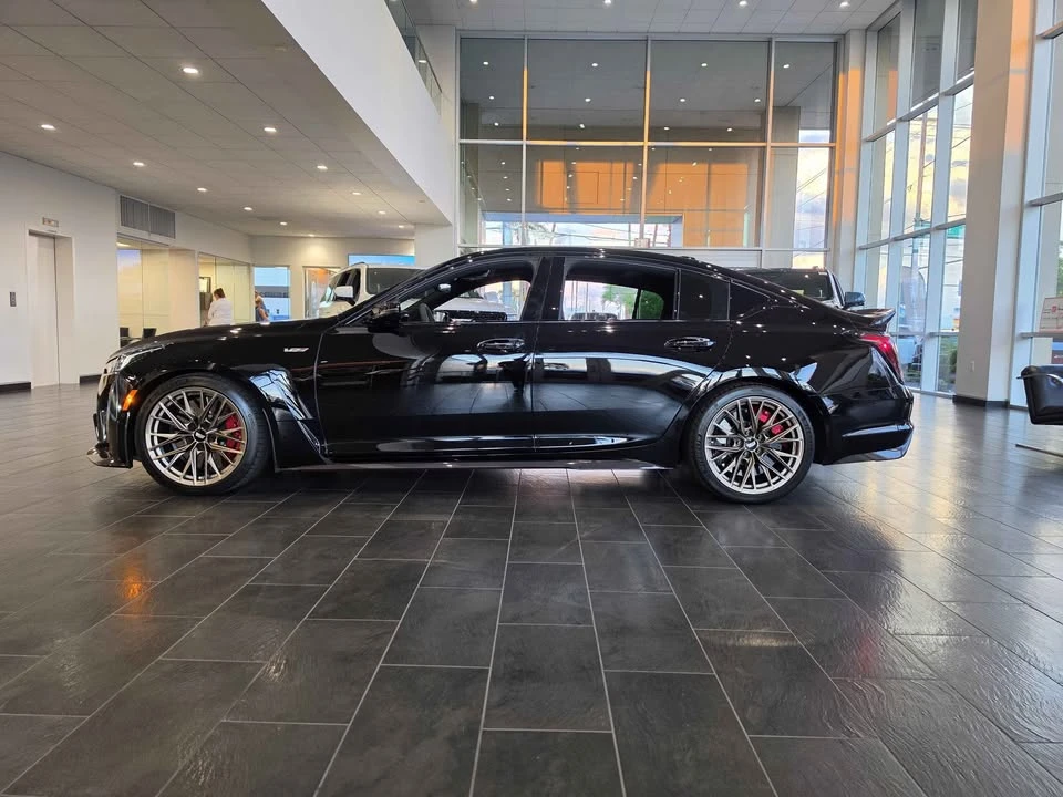 2022 Cadillac CT5-V Blackwing - Image 4 of 17