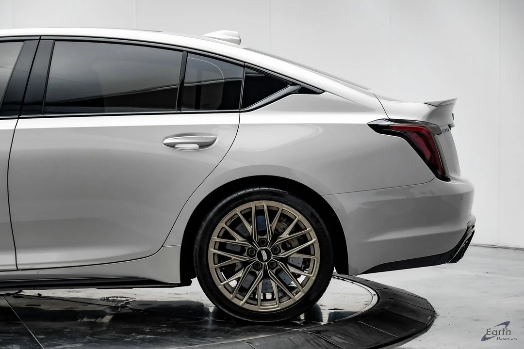 2022 Cadillac CT5-V - Image 7 of 12