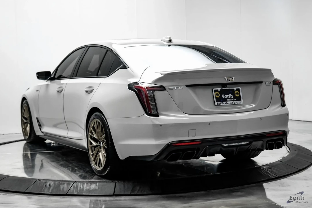 2022 Cadillac CT5-V - Image 9 of 12