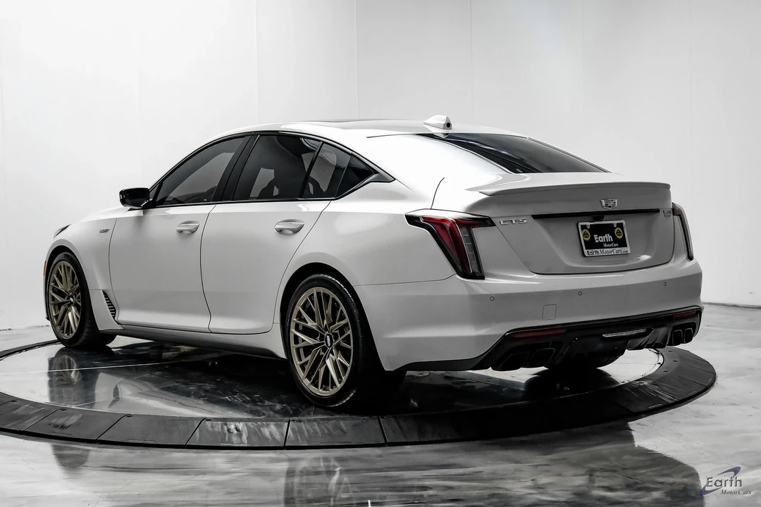 2022 Cadillac CT5-V - Image 8 of 12