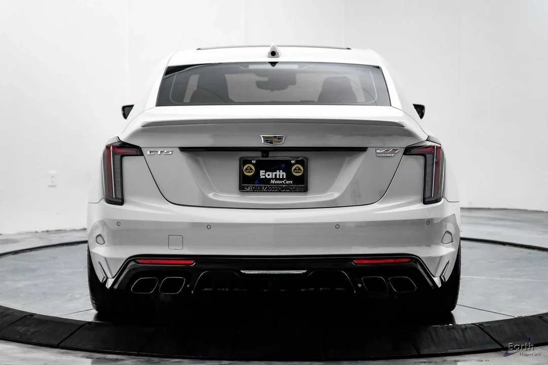 2022 Cadillac CT5-V - Image 10 of 12