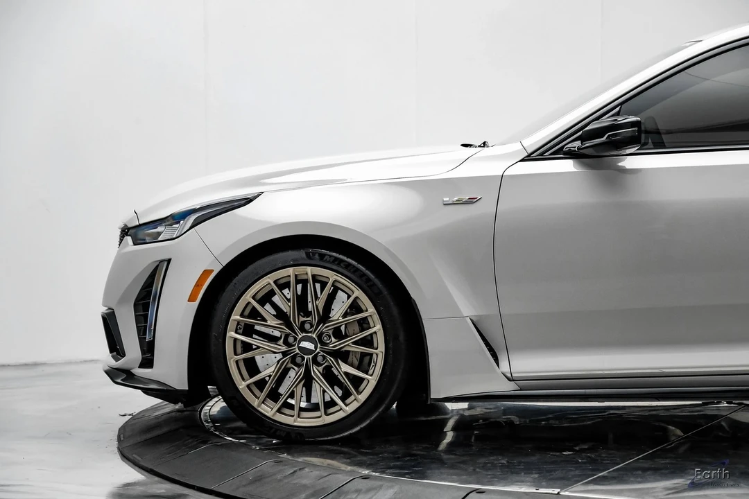 2022 Cadillac CT5-V - Image 6 of 12