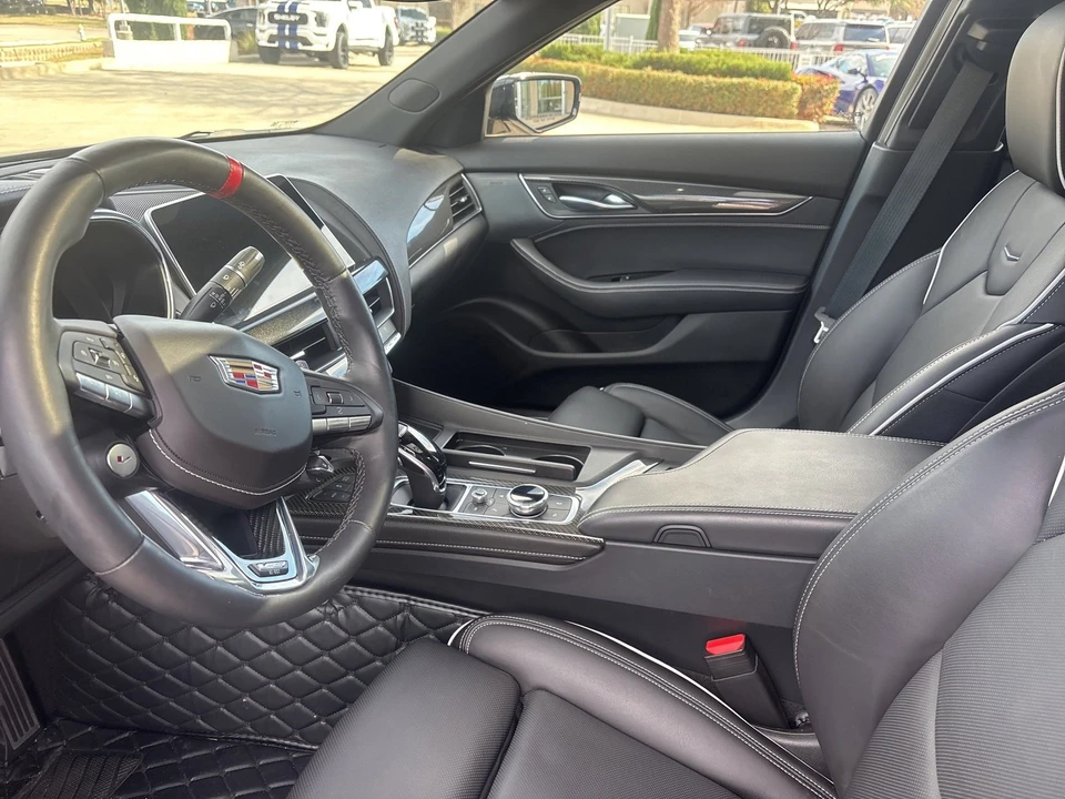 2022 Cadillac CT5-V - Image 5 of 9