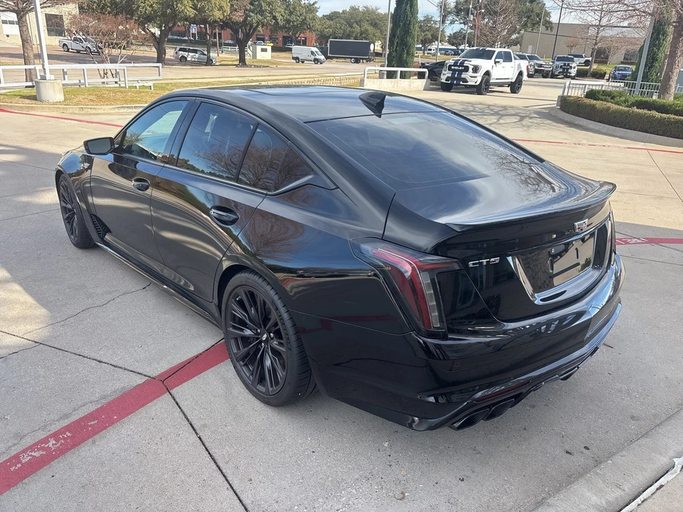 2022 Cadillac CT5-V - Image 8 of 9