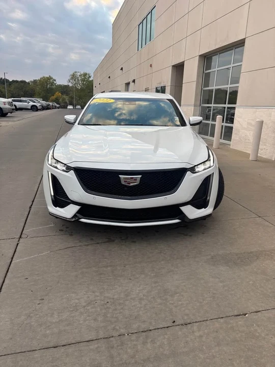 2022 Cadillac CT5-V - Image 3 of 10