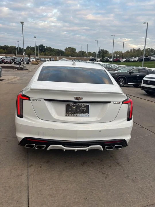 2022 Cadillac CT5-V - Image 6 of 10