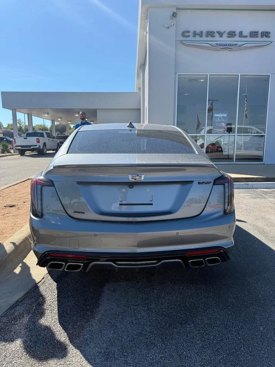 2022 Cadillac CT5-V - Image 5 of 10