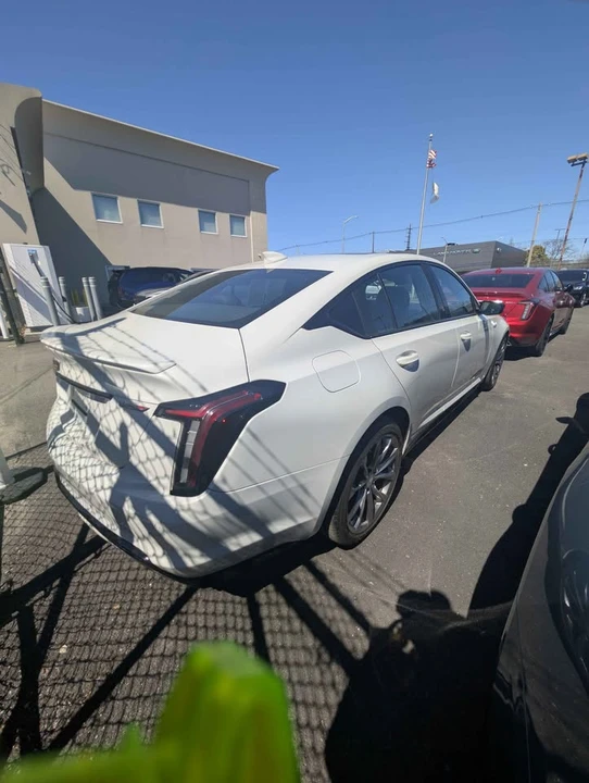 2022 Cadillac CT5-V - Image 4 of 10