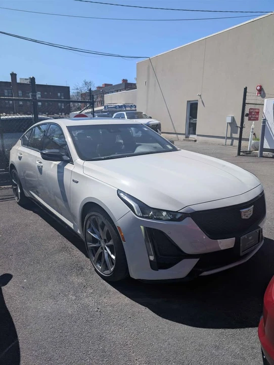 2022 Cadillac CT5-V - Image 3 of 10