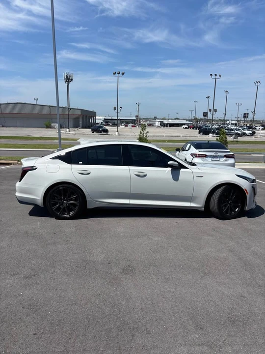 2022 Cadillac CT5-V - Image 3 of 9