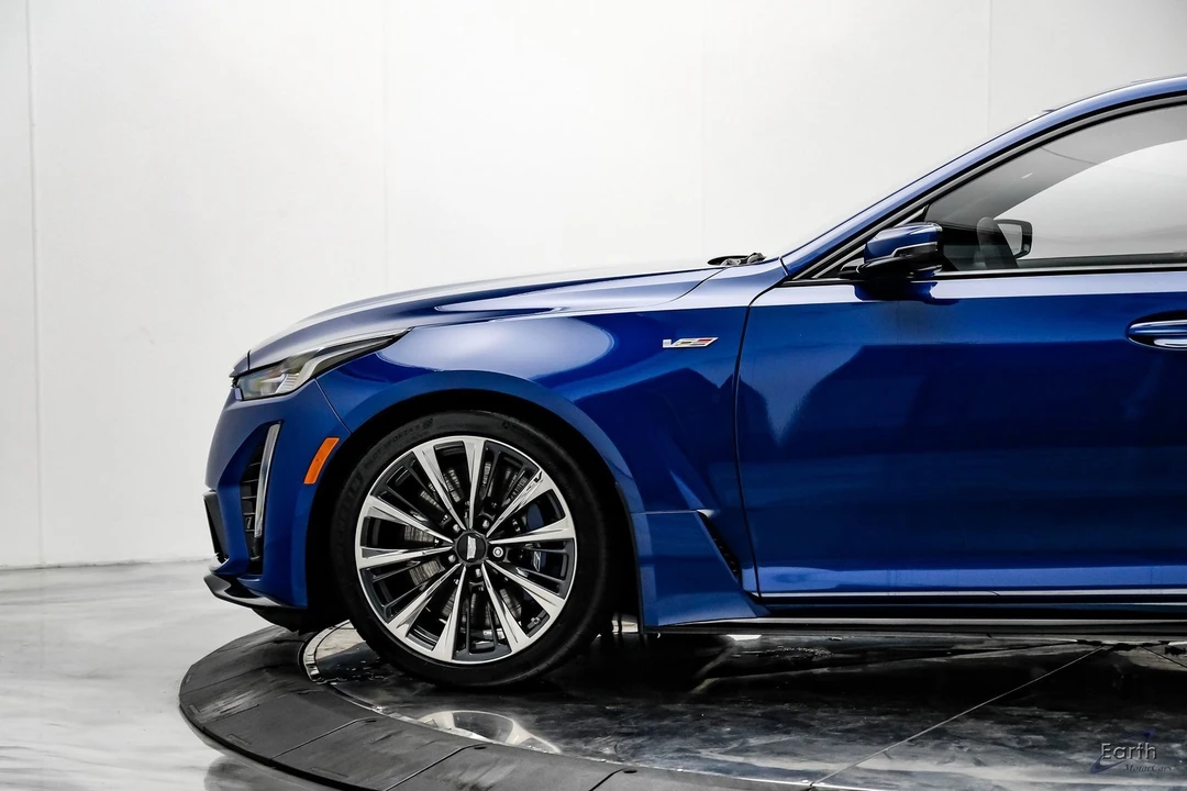 2022 Cadillac CT5-V - Image 6 of 12