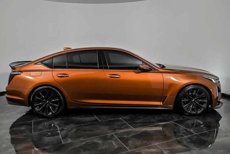 2022 Cadillac CT5-V - Image 13 of 21