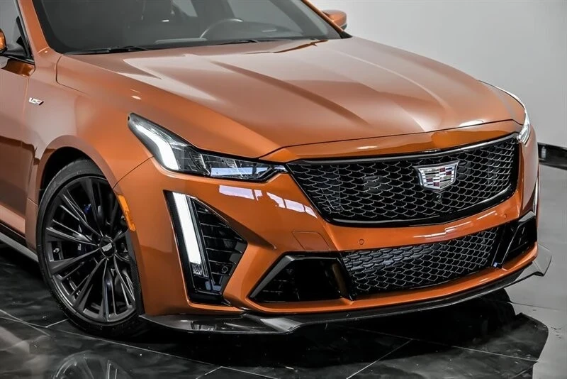 2022 Cadillac CT5-V - Image 2 of 21